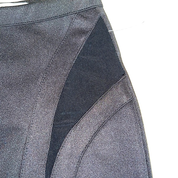 NWOT Tobi Mesh Cut-Out Mini Skirt - Picture 2 of 9